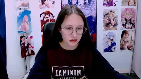 Snapshot of mona_cloud chatting on March 9, 2025, 9:24 am Mona online show from March 9, 2025, 9:24 am