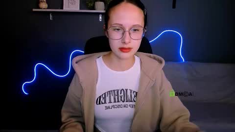 Snapshot of mona_cloud chatting on September 24, 2025, 7:39 pm Mona online show from September 24, 2025, 7:39 pm