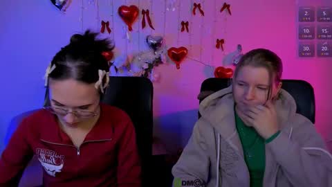 Snapshot of mona_cloud chatting on March 2, 2026, 7:54 pm Mona online show from March 2, 2026, 7:54 pm