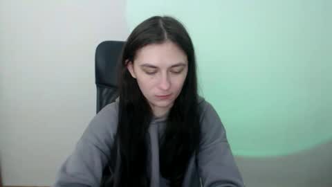 Snapshot of monakali chatting on November 27, 2025, 8:49 am monakali online show from November 27, 2025, 8:49 am