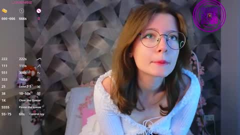 Mona online show from December 5, 2025, 4:03 pm