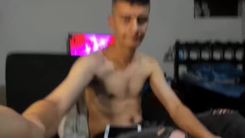 Snapshot of monarquia_ chatting on December 24, 2024, 1:38 am nicolas online show from December 24, 2024, 1:38 am