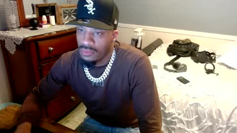 Snapshot of moneymanboy chatting on September 22, 2025, 9:00 am 11nchmonster online show from September 22, 2025, 9:00 am