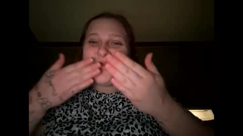 Snapshot of moneystack0 chatting on November 1, 2025, 7:21 am moneystack0 online show from November 1, 2025, 7:21 am