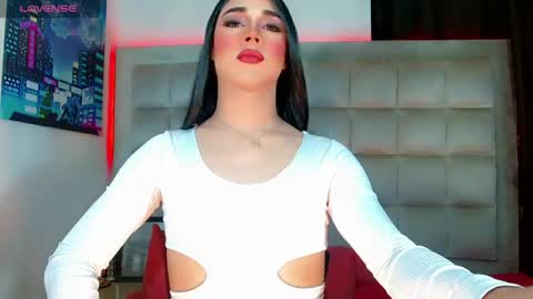 monic_harp online show from April 14, 2026, 4:51 am
