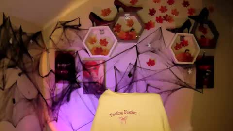 Snapshot of monica_sweets chatting on October 2, 2025, 6:53 am sweet girl and shine body online show from October 2, 2025, 6:53 am