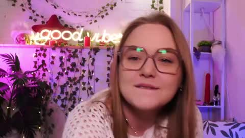 monicaasis online show from May 31, 2026, 6:09 pm