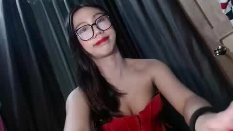 Snapshot of monicabrava69 chatting on December 15, 2025, 9:41 pm MonicaBravaa online show from December 15, 2025, 9:41 pm