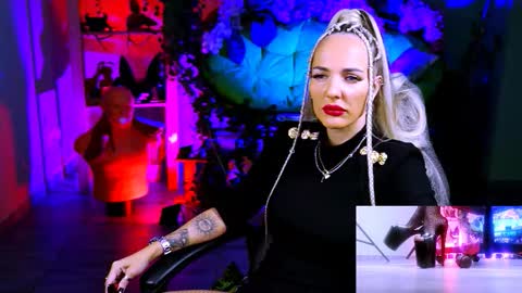 Monika online show from November 3, 2025, 11:11 am