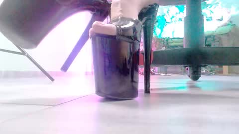 Snapshot of monicamaxwel chatting on December 19, 2025, 10:55 am Monika online show from December 19, 2025, 10:55 am