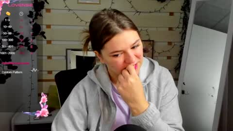 Monika online show from March 31, 2026, 10:48 am