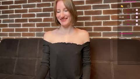 Snapshot of monikabos chatting on October 20, 2025, 8:53 pm MonikaBos online show from October 20, 2025, 8:53 pm