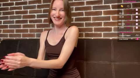 Snapshot of monikabos chatting on October 24, 2025, 9:22 pm MonikaBos online show from October 24, 2025, 9:22 pm