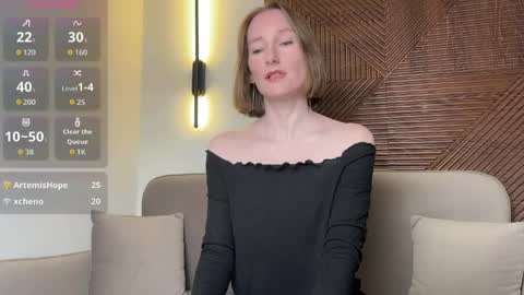 MonikaBos online show from April 8, 2026, 8:42 pm