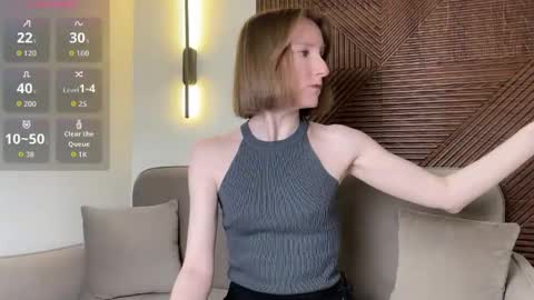 MonikaBos online show from April 14, 2026, 8:48 pm