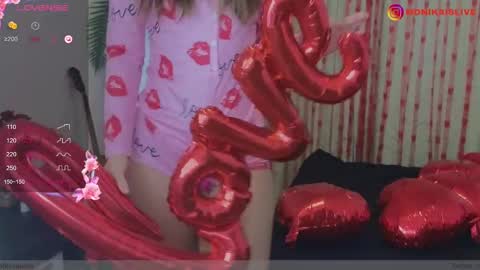 Monika online show from February 18, 2025, 5:09 am