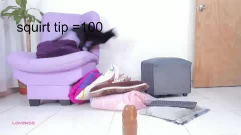 monikk__harrison online show from April 4, 2026, 1:15 am