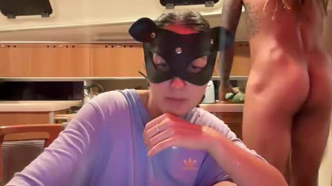 Monk and Mia online show from October 17, 2025, 4:26 am