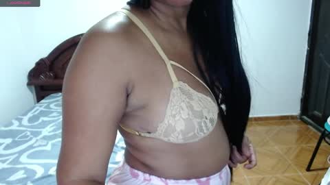 Snapshot of monserrat_277 chatting on May 4, 2026, 4:30 am Monserrat online show from May 4, 2026, 4:30 am