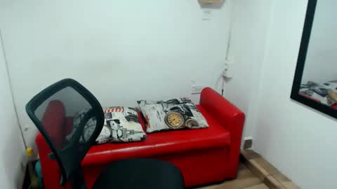 Snapshot of monserrat_diva chatting on December 15, 2025, 11:42 pm monserrat_diva online show from December 15, 2025, 11:42 pm