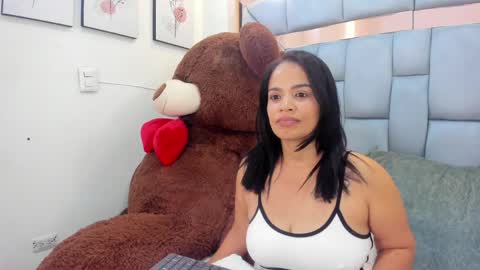 Monserrat  online show from May 22, 2026, 6:46 pm