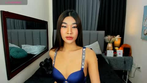 monstercock_catarina online show from May 5, 2026, 7:49 am