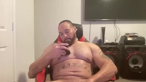 Snapshot of monsterdom9 chatting on May 11, 2026, 12:44 pm monsterdom9 online show from May 11, 2026, 12:44 pm