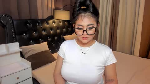 Snapshot of monstrouscockdivaontop chatting on January 16, 2025, 2:19 am Ruthie online show from January 16, 2025, 2:19 am