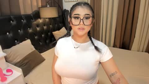 Snapshot of monstrouscockdivaontop chatting on February 17, 2025, 11:44 am Ruthie online show from February 17, 2025, 11:44 am