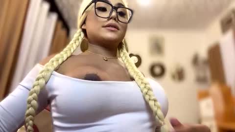 Ruthie online show from November 26, 2025, 11:06 pm