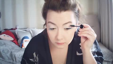 moodiemira online show from March 20, 2026, 1:05 pm