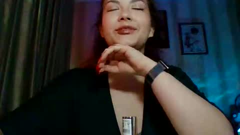 moodiemira online show from May 26, 2026, 8:05 pm