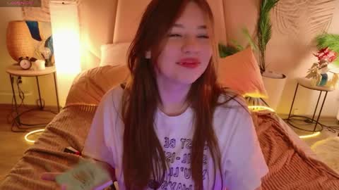 Moon  Bunny online show from April 10, 2026, 12:10 pm