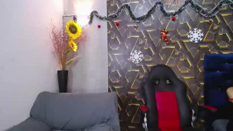 Snapshot of moon_and_fire_ chatting on January 19, 2026, 6:06 am moon_and_fire_ online show from January 19, 2026, 6:06 am