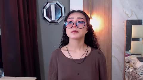 Snapshot of moon_and_fire_ chatting on February 9, 2026, 4:38 am moon_and_fire_ online show from February 9, 2026, 4:38 am