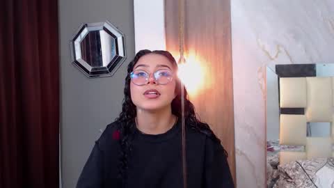 Snapshot of moon_and_fire_ chatting on February 19, 2026, 3:02 am moon_and_fire_ online show from February 19, 2026, 3:02 am