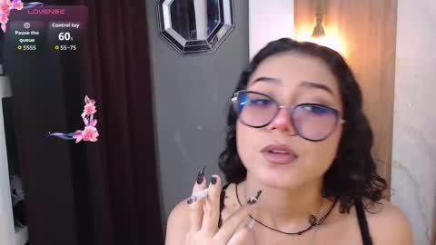 Snapshot of moon_and_fire_ chatting on February 27, 2026, 6:13 am moon_and_fire_ online show from February 27, 2026, 6:13 am