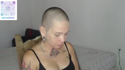 Luna online show from January 27, 2025, 9:33 pm