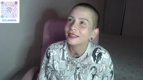 Luna online show from February 9, 2025, 2:49 am