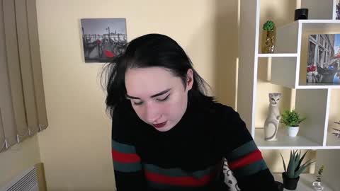 Snapshot of moon_foxy_ chatting on December 4, 2024, 1:09 pm Diana online show from December 4, 2024, 1:09 pm