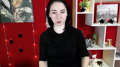 Snapshot of moon_foxy_ chatting on December 8, 2024, 8:15 pm Diana online show from December 8, 2024, 8:15 pm