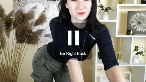 Snapshot of moon_foxy_ chatting on September 25, 2025, 7:28 pm Diana online show from September 25, 2025, 7:28 pm