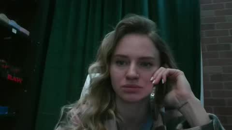 Snapshot of moon_light_girl chatting on February 28, 2025, 8:07 pm moon_light_girl online show from February 28, 2025, 8:07 pm