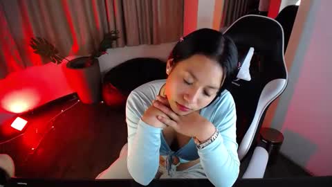 moon_ligth_sex online show from October 28, 2025, 1:14 pm