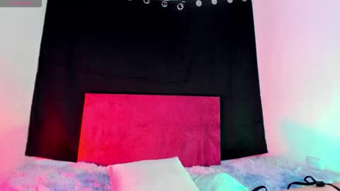 Snapshot of moon_sofii chatting on December 16, 2025, 7:08 pm Sofii model Independent online show from December 16, 2025, 7:08 pm