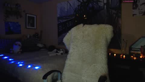 Snapshot of moon_sugar_ chatting on November 13, 2025, 1:54 pm Keira online show from November 13, 2025, 1:54 pm