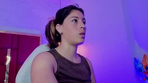 Snapshot of moon_winy chatting on June 21, 2026, 11:35 am Winy online show from June 21, 2026, 11:35 am