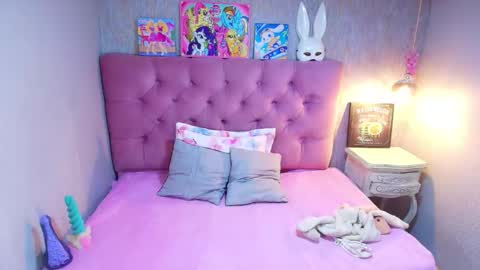 Charlotte online show from April 8, 2026, 6:41 pm