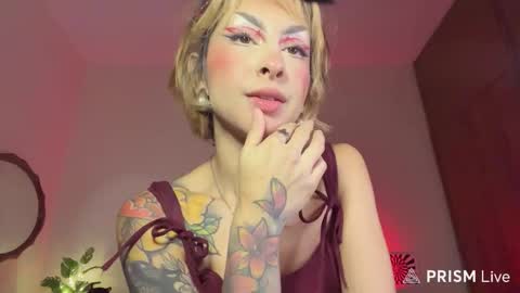 Cinna online show from October 4, 2025, 8:51 pm