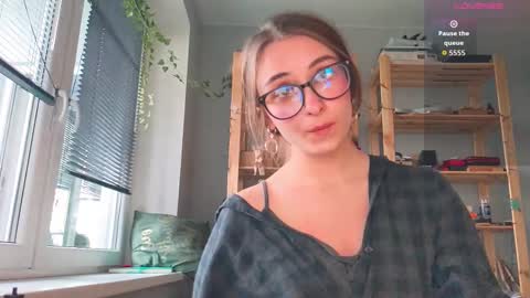 Dana online show from March 26, 2026, 3:39 pm